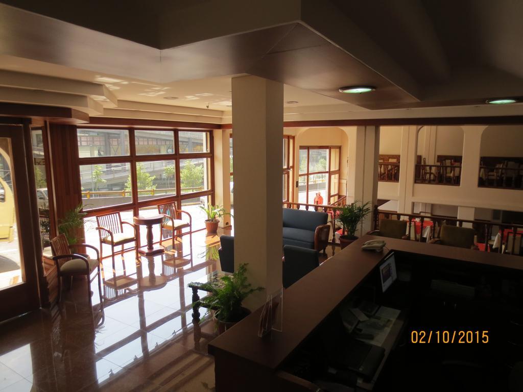 Hotel Cumanda Alfaro Exterior photo