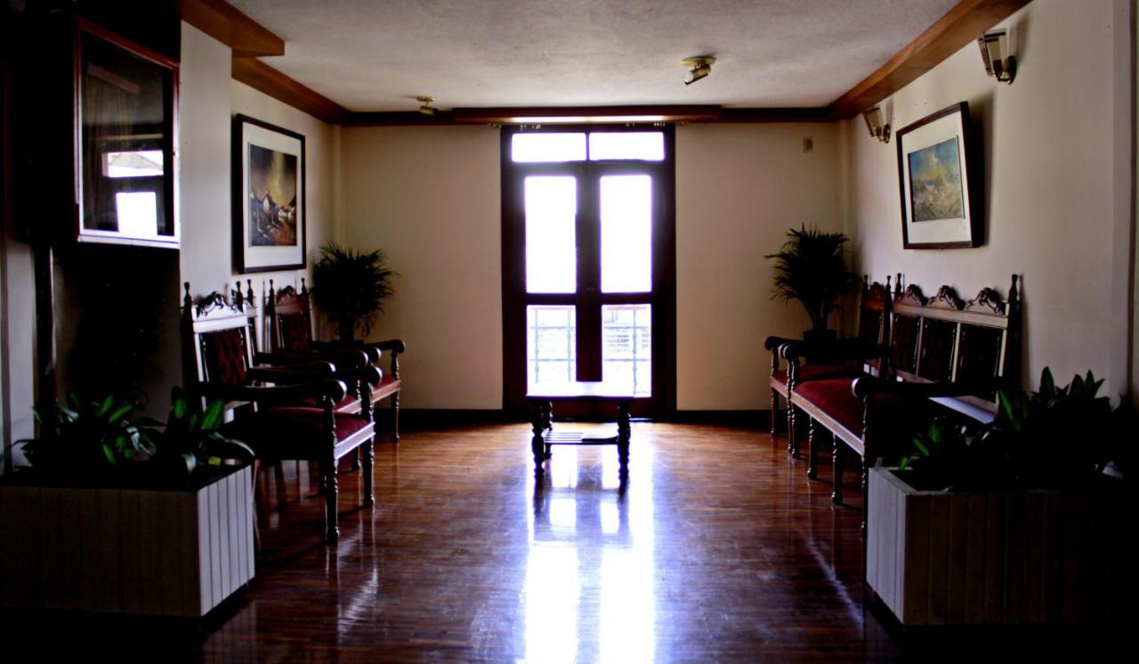 Hotel Cumanda Alfaro Exterior photo